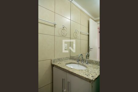 Apartamento para alugar com 85m², 3 quartos e 2 vagas Apartamento para alugar com 85m², 3 quartos e 2 vagasBanheiro Social
