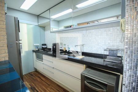 Apartamento à venda com 75m², 2 quartos e 2 vagas Apartamento à venda com 75m², 2 quartos e 2 vagasCozinha