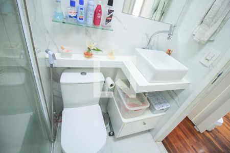 Apartamento à venda com 75m², 2 quartos e 2 vagas Apartamento à venda com 75m², 2 quartos e 2 vagasBanheiro
