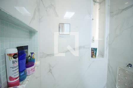 Apartamento à venda com 75m², 2 quartos e 2 vagas Apartamento à venda com 75m², 2 quartos e 2 vagasBanheiro