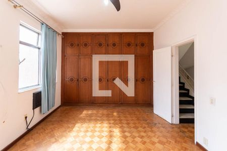 Apartamento à venda com 183m², 5 quartos e 1 vagaQuarto 1 (terceiro andar)