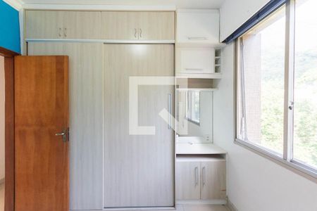 Apartamento à venda com 82m², 3 quartos e 1 vagaQuarto 2