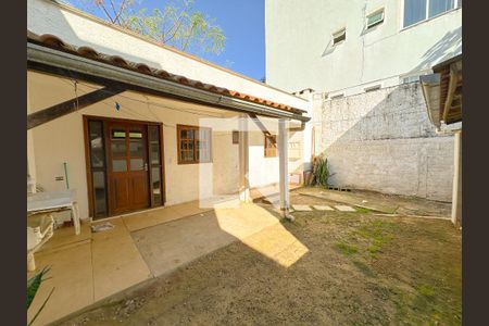 Casa para alugar com 40m², 1 quarto e sem vagaÁrea externa