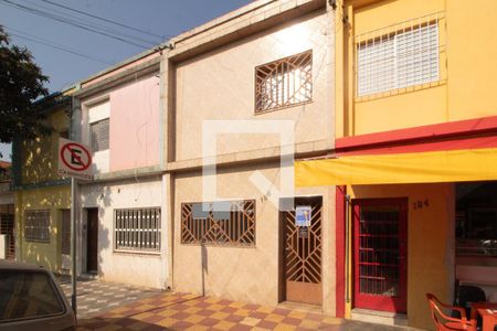 Casa à venda com 60m², 2 quartos e sem vagaFachada