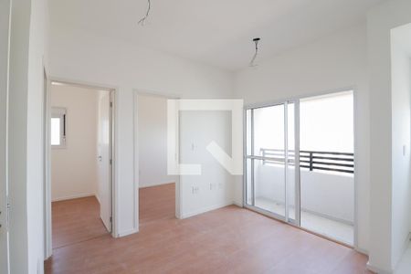 Sala/Cozinha/Área de Serviço de apartamento à venda com 2 quartos, 37m² em Vila Paulicéia, São Paulo