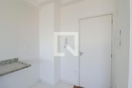 Sala/Cozinha/Área de Serviço de apartamento à venda com 2 quartos, 37m² em Vila Paulicéia, São Paulo