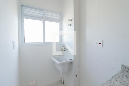 Sala/Cozinha/Área de Serviço de apartamento à venda com 2 quartos, 37m² em Vila Paulicéia, São Paulo