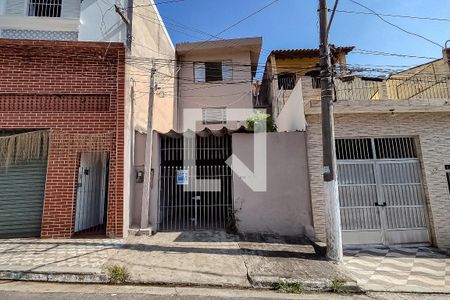 Casa à venda com 125m², 2 quartos e 1 vagaFachada