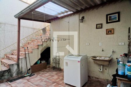 Casa à venda com 206m², 5 quartos e 2 vagasCasa 2 - Área de serviço