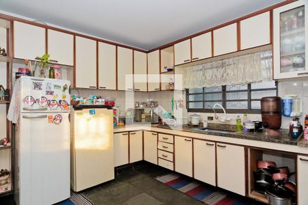 Casa à venda com 206m², 5 quartos e 2 vagasCozinha