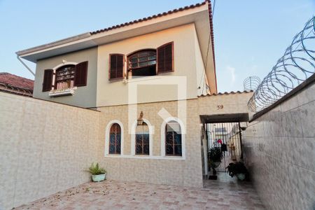 Casa à venda com 206m², 5 quartos e 2 vagasÁrea externa