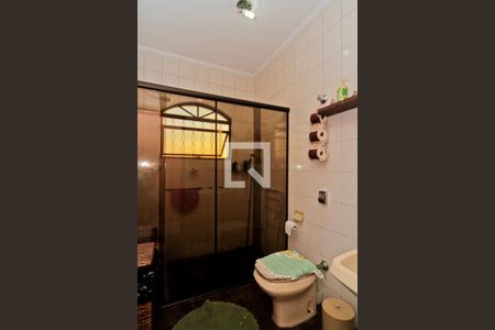 Casa à venda com 206m², 5 quartos e 2 vagasBanheiro