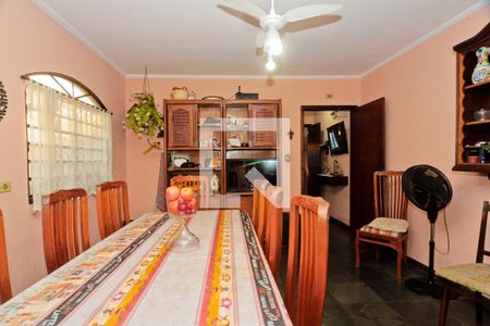 Casa à venda com 206m², 5 quartos e 2 vagasCozinha