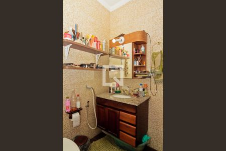 Casa à venda com 206m², 5 quartos e 2 vagasBanheiro da Suíte