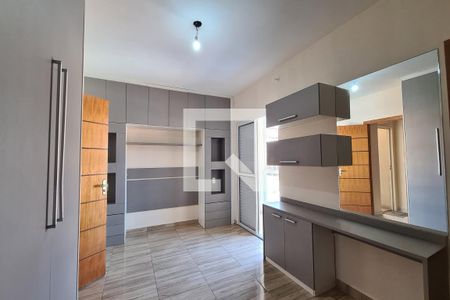 Casa à venda com 100m², 2 quartos e 2 vagas Casa à venda com 100m², 2 quartos e 2 vagasSuíte 2