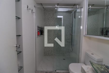 Apartamento para alugar com 248m², 3 quartos e 3 vagasBanheiro da Suíte 2