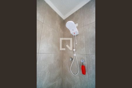 Casa à venda com 240m², 4 quartos e 2 vagasChuveiro