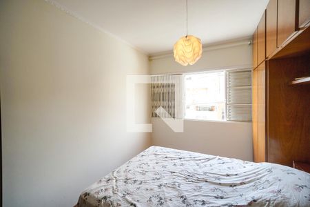 Casa à venda com 240m², 4 quartos e 2 vagasSuíte