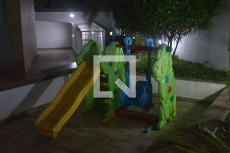 Apartamento à venda com 110m², 3 quartos e 2 vagasÁrea comum - Playground