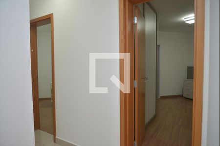 Corredor de apartamento à venda com 3 quartos, 110m² em Vila Bastos, Santo André