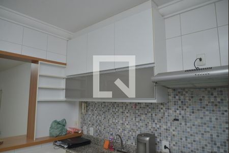 Apartamento à venda com 110m², 3 quartos e 2 vagasCozinha - Armários