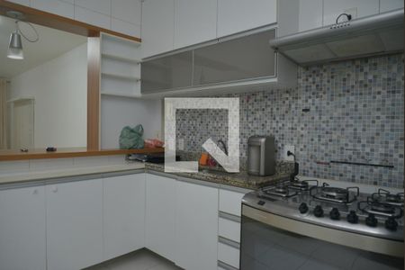 Apartamento à venda com 110m², 3 quartos e 2 vagasCozinha