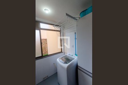 Apartamento à venda com 72m², 2 quartos e 1 vagaÁrea de Serviço