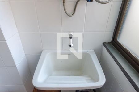 Apartamento à venda com 72m², 2 quartos e 1 vagaÁrea de Serviço