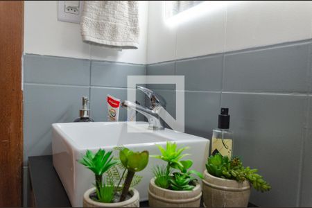 Apartamento à venda com 72m², 2 quartos e 1 vagaDetalhe do Banheiro