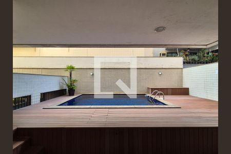 Apartamento para alugar com 380m², 5 quartos e 3 vagasÁrea comum