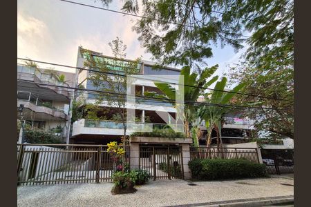 Apartamento para alugar com 380m², 5 quartos e 3 vagasFachada