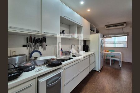 Apartamento para alugar com 380m², 5 quartos e 3 vagasCozinha