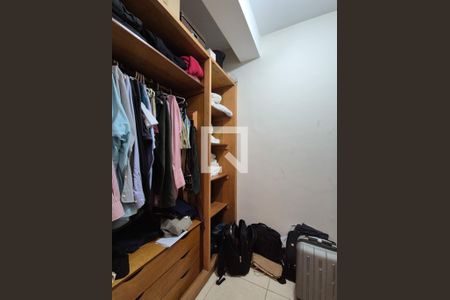 Apartamento para alugar com 380m², 5 quartos e 3 vagasCloset da suíte 3