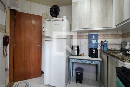 Apartamento para alugar com 52m², 1 quarto e 1 vagaCozinha - Armários