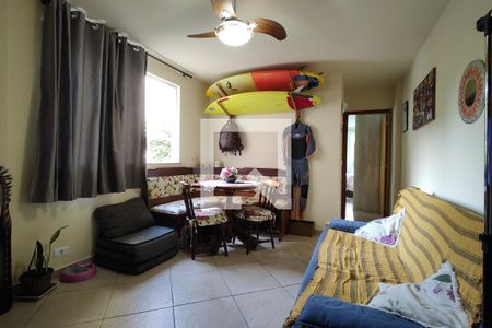 Sala de apartamento para alugar com 1 quarto, 52m² em Jacarepaguá, Rio de Janeiro