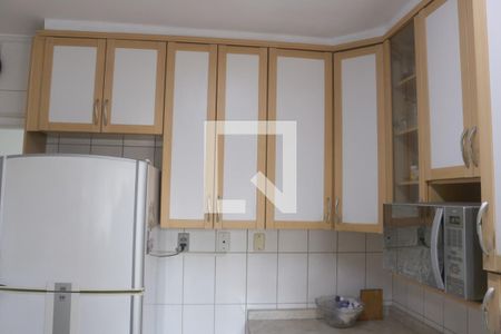 Apartamento à venda com 95m², 3 quartos e 2 vagasCozinha