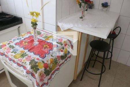 Apartamento à venda com 95m², 3 quartos e 2 vagasCozinha