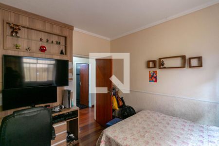 Casa à venda com 350m², 3 quartos e 4 vagasQuarto 2