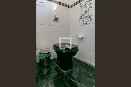 Casa à venda com 350m², 3 quartos e 4 vagasBanheiro 2