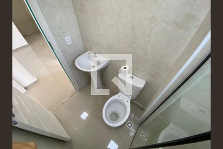 Banheiro de apartamento para alugar com 2 quartos, 44m² em Engenho de Dentro, Rio de Janeiro