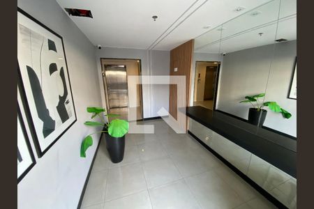Apartamento para alugar com 44m², 2 quartos e sem vaga Apartamento para alugar com 44m², 2 quartos e sem vagaHall de entrada