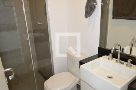 Banheiro de kitnet/studio à venda com 1 quarto, 21m² em Vila Mariana, São Paulo