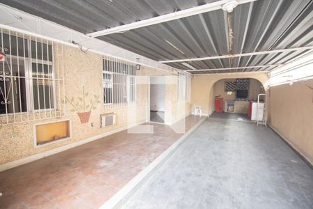 Casa para alugar com 120m², 3 quartos e 2 vagasVaranda