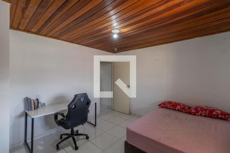 Casa à venda com 220m², 3 quartos e 2 vagasSuíte 1