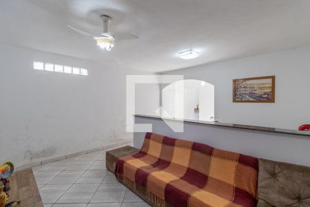 Sala de casa à venda com 3 quartos, 220m² em Vila Carmosina, São Paulo