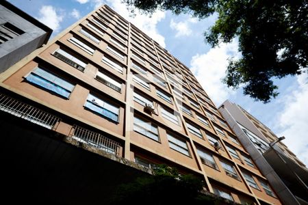 Apartamento à venda com 45m², 1 quarto e sem vagaFachada