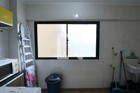 Apartamento para alugar com 116m², 4 quartos e 1 vagaÁrea de Serviço