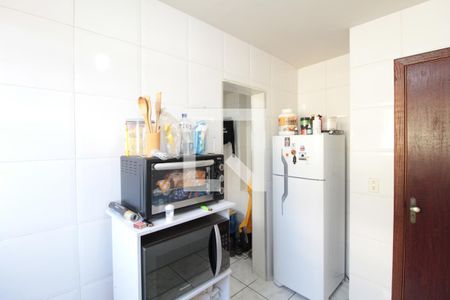 Apartamento à venda com 93m², 2 quartos e 2 vagasCozinha e Área de Serviço