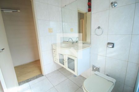 Casa à venda com 341m², 7 quartos e 2 vagas Casa à venda com 341m², 7 quartos e 2 vagasQuarto 3