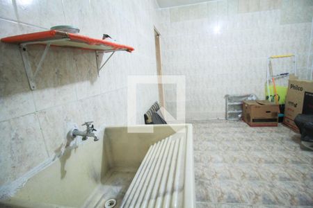 Casa à venda com 341m², 7 quartos e 2 vagas Casa à venda com 341m², 7 quartos e 2 vagasÁrea de Serviço